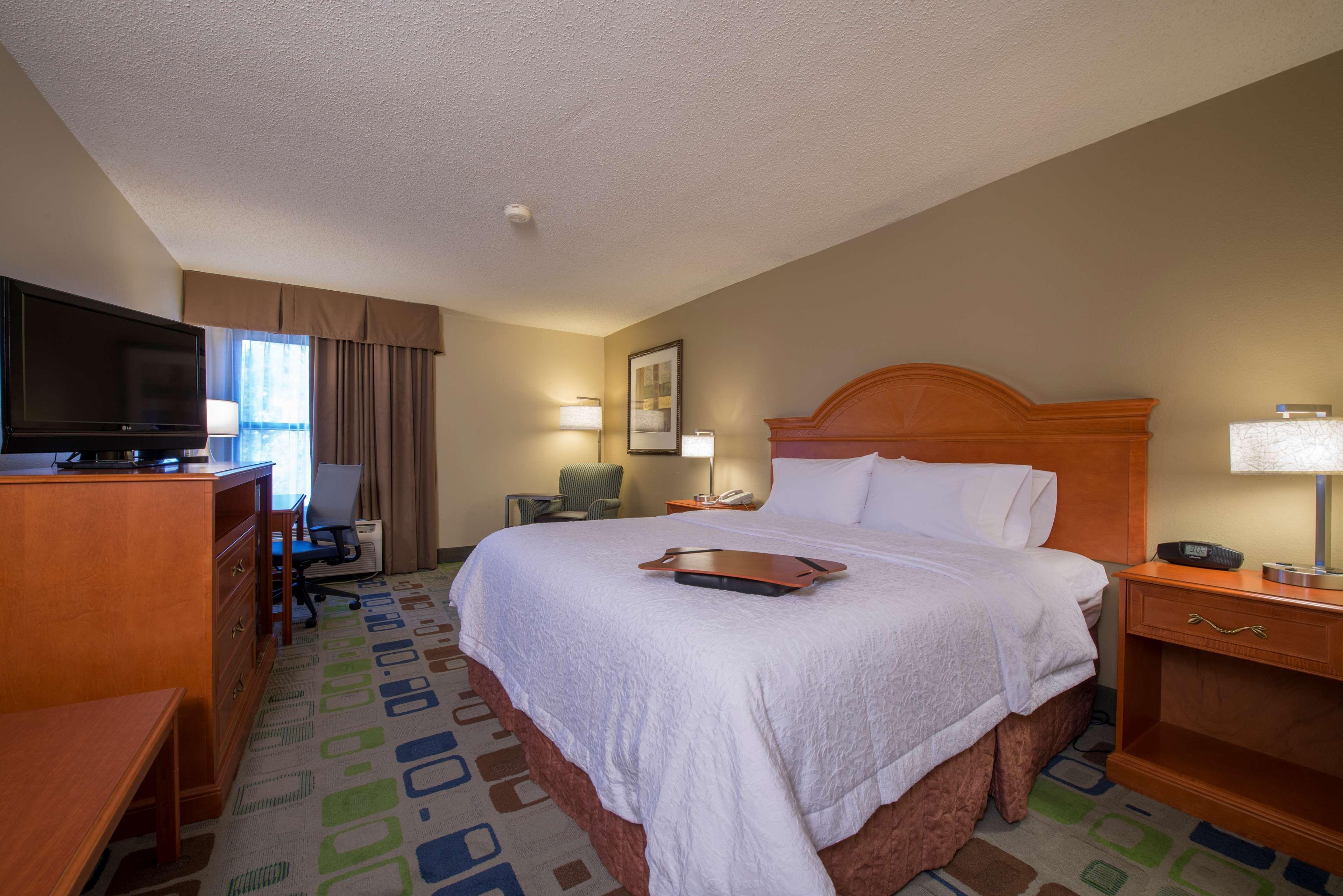 Hampton Inn Atlanta-Ньюнен Экстерьер фото