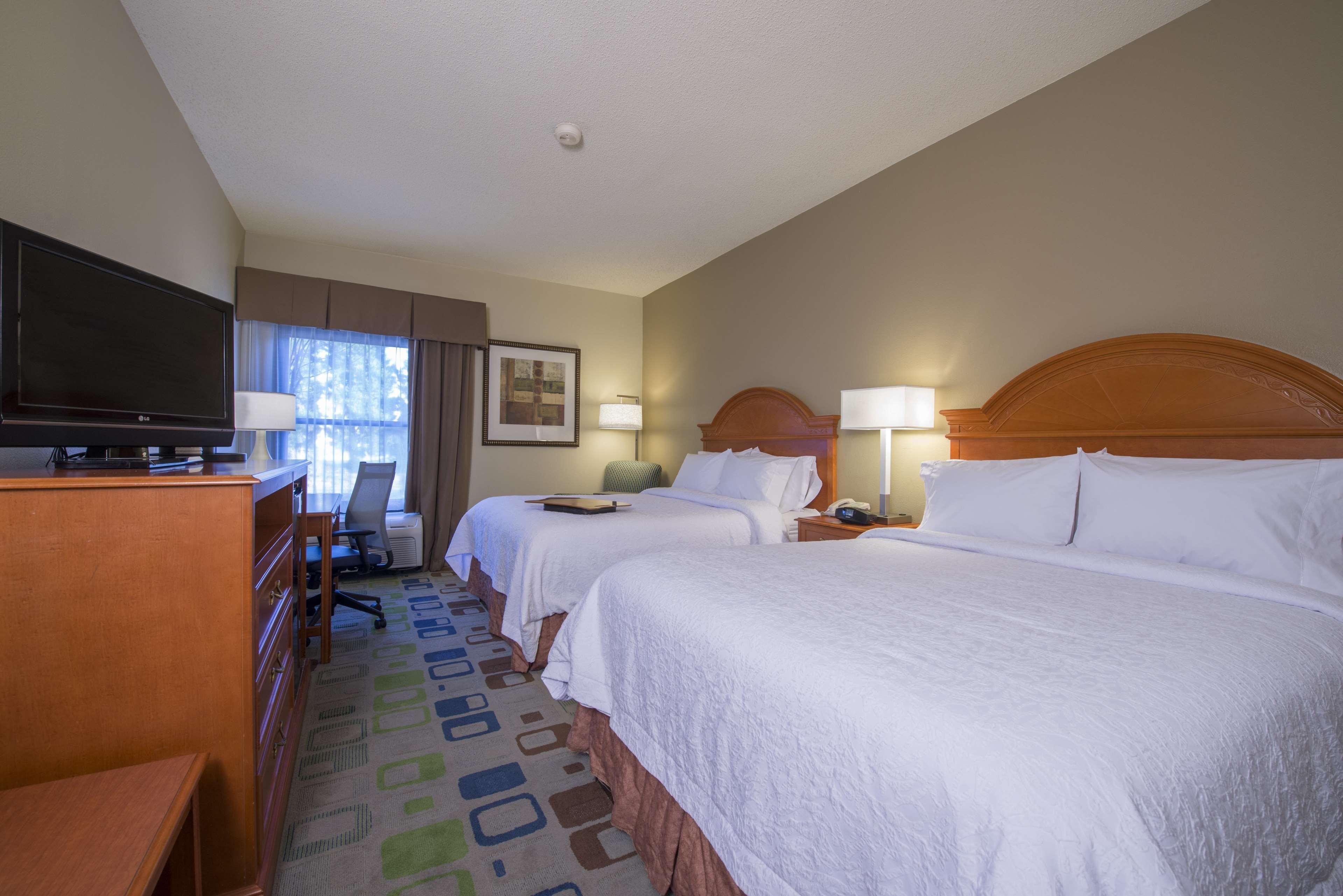 Hampton Inn Atlanta-Ньюнен Экстерьер фото