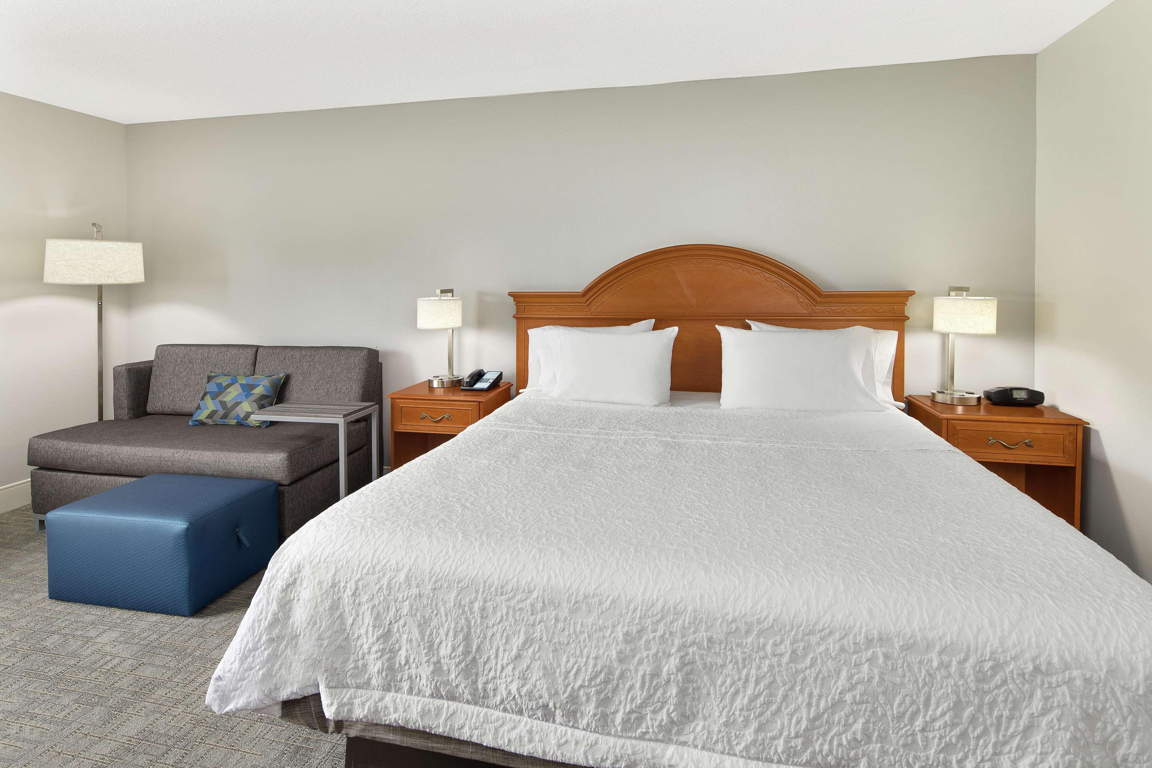 Hampton Inn Atlanta-Ньюнен Экстерьер фото