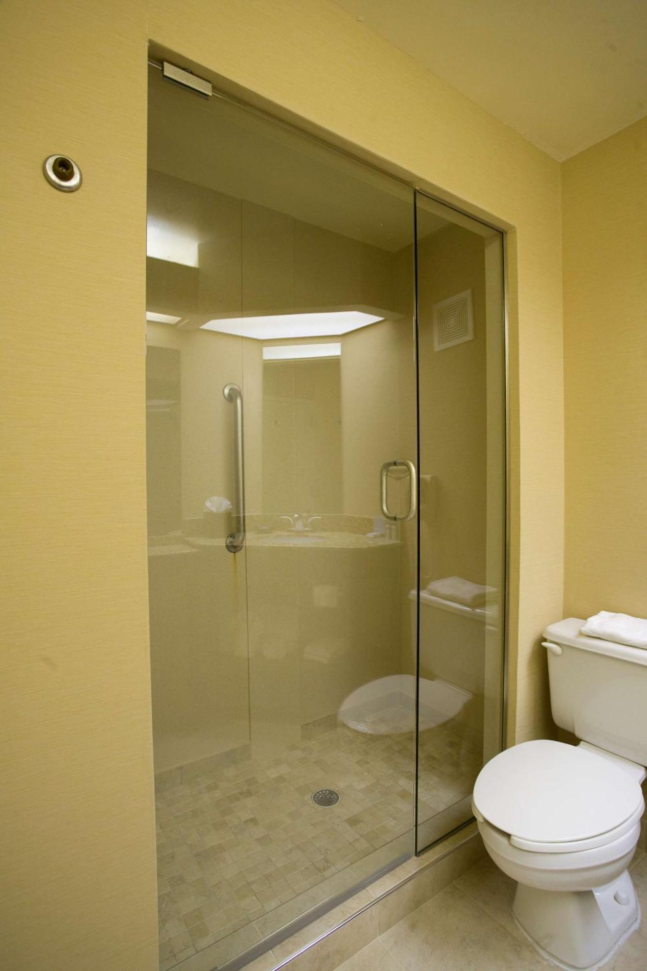 Hampton Inn Atlanta-Ньюнен Экстерьер фото
