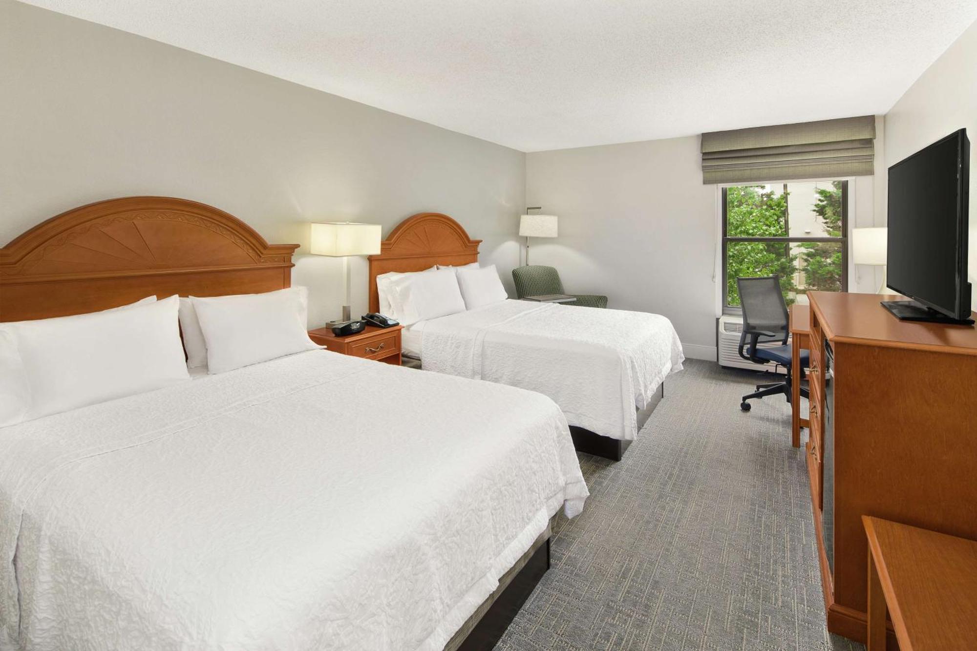 Hampton Inn Atlanta-Ньюнен Экстерьер фото