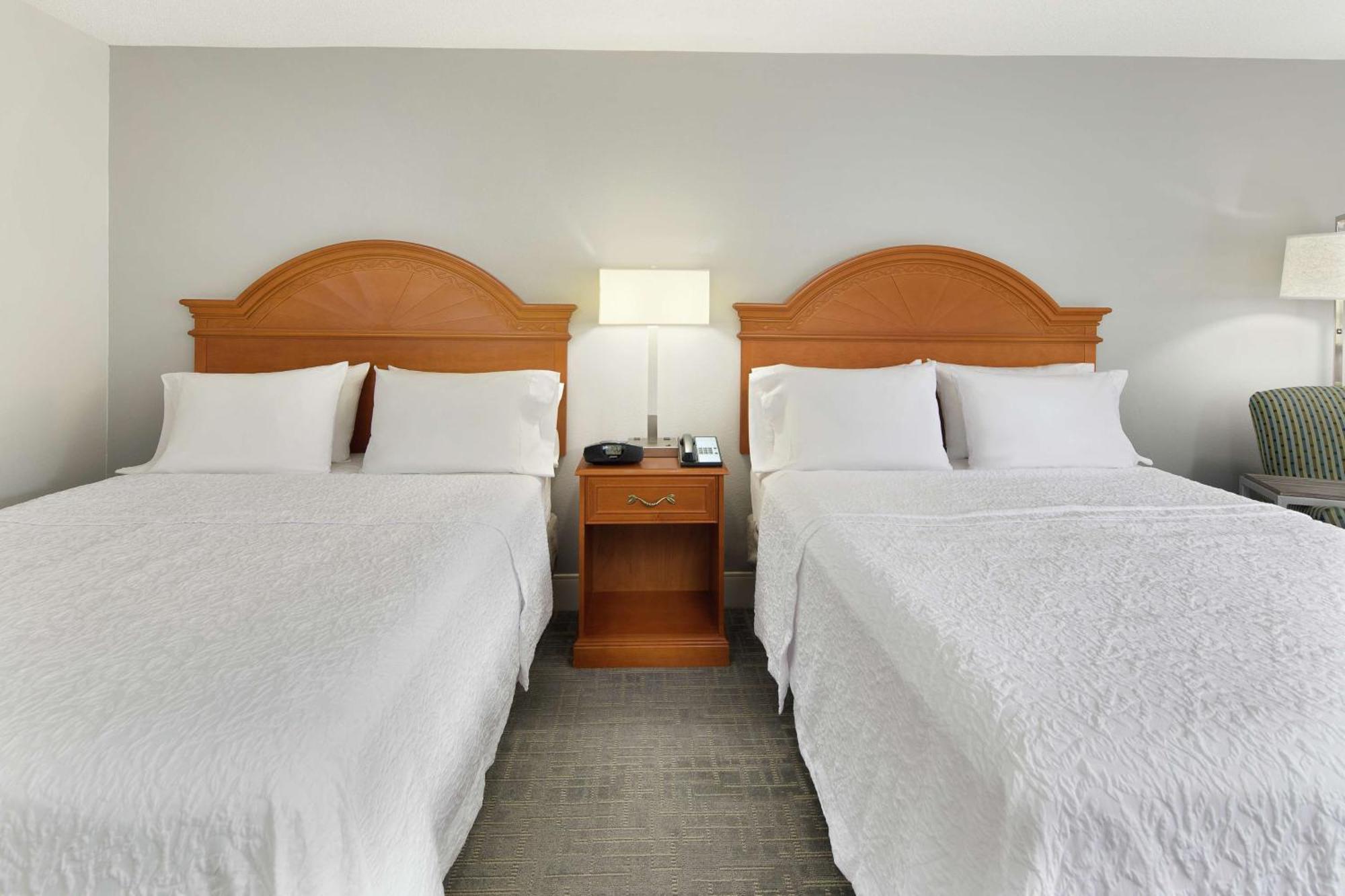 Hampton Inn Atlanta-Ньюнен Экстерьер фото