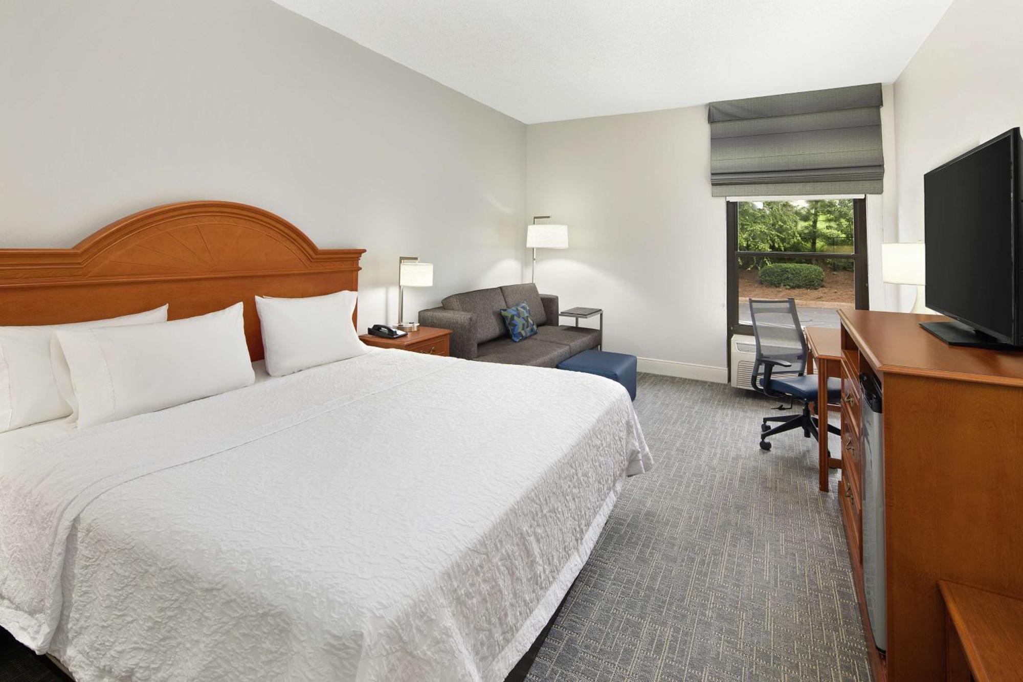 Hampton Inn Atlanta-Ньюнен Экстерьер фото