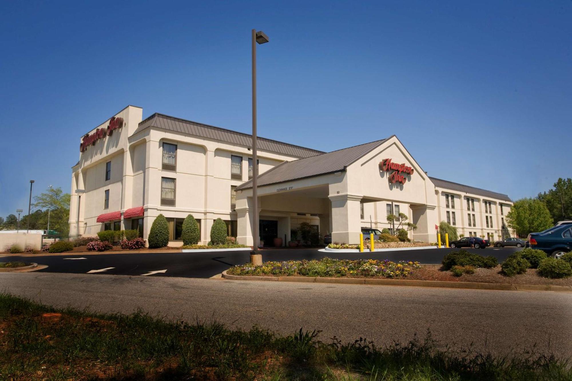 Hampton Inn Atlanta-Ньюнен Экстерьер фото
